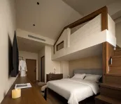 Bantang Homestay (Kaifeng Millennium City Park Wansui Mountain Martial Arts City)