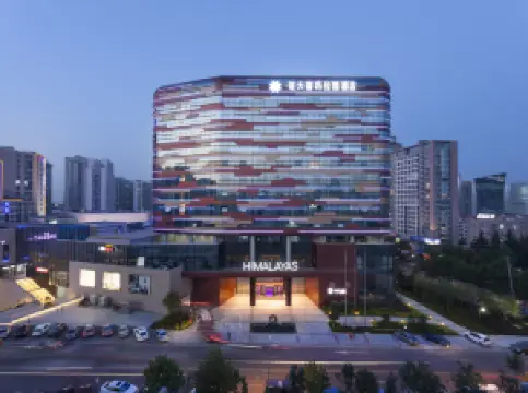 Himalayas Qingdao Hotel