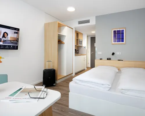 smartments Frankfurt Airport Hotels near Schwanheim
