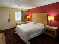 General Bragg Inn & Suites Chickamauga Hotels in Walker County