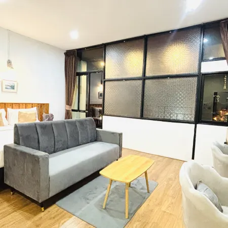 The Yak Cozy Hotel Chiangmai Отели рядом с достопримечательностью «Рынок Warorot»