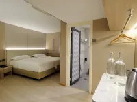 Hotel Ming Star Hotels near Pantai Seberang Takir