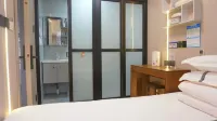 Ruixiang Business Hotel