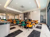 Dream Future Vang Vieng Hotel Hotels near Post Office