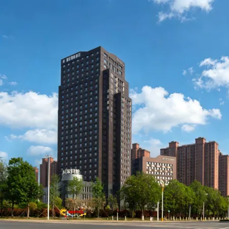 Shangqiu Zhongtai Maison New Century Hotel
