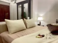 1 Bedroom Apartment | Safe | Near Airport & Metro -  Ferienwohnungen
