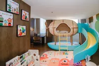 Marriott Hotel (Shaoguandong Railway Station The History East Street) - Gym