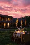 Zhaosu · Shanyeji | Fairy-tale Wooden Cabins · Nomadic Grassland Homestay - bar