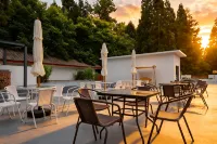Yusen Forest Homestay - Romantic