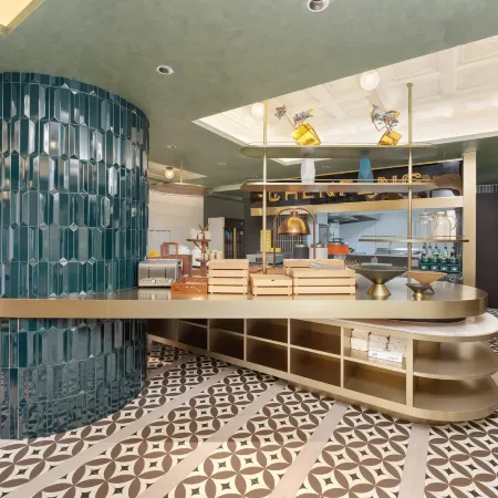 Chenfeng Designer Hotel (Honggutan Wanda Plaza Branch)
