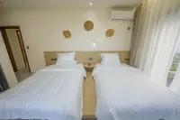 Xingyi Blue Moon Bay Xinglin Courtyard Homestay - New