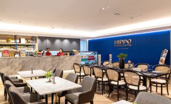 Blue Hippo Hotel