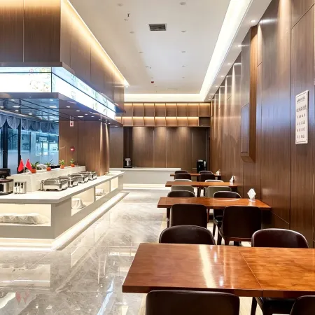 Xingzhou Grand Hotel