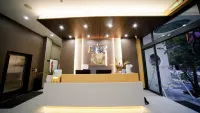 Gangyongqu Boutique Hotel (Xinlong County Middle School Branch) - 주차장