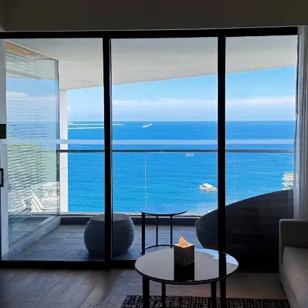 Lingshui Banxia SEAVIEW RESORT Scenic Hotel (Clear Water Bay)