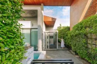 Lumi Private Pool Villa Phuket - Villalar
