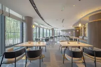 Atour Hotel Dongying Financial Port - พร้อมอาหารเช้า