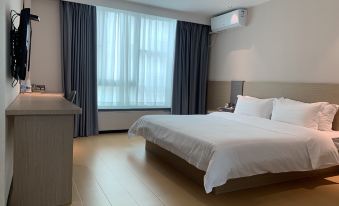 M Hotel (Maqing Metro Station, Xiamen Haicang)