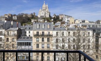 Le Regent Montmartre by Hiphophostels