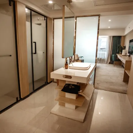 Minshan Xintiandi Hotel
