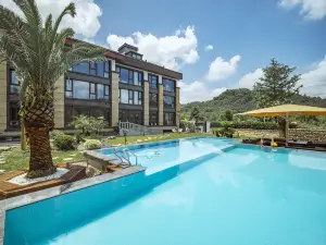 DI HU YUE SHE light luxury hotel