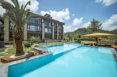 DI HU YUE SHE light luxury hotel Hotel in zona Furong Gorge