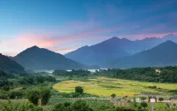 Shaoguan YIYUN WITH MOUNTAINS AND WATERS - Flughafentransfer
