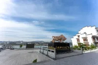 Yichang Nayun Homestay (Three Gorges Dam Tourist Area) - غرفة مطلة على الجبل