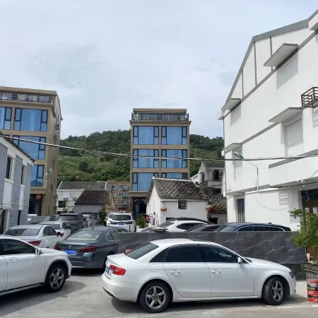 Binsha Courtyard Seaview Homestay