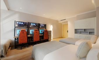 Ant Light Year E-sports Hotel