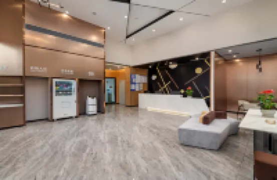 IU Intelligent Hotel (Chongqing Xiushan Railway Station Lantern Plaza Branch)