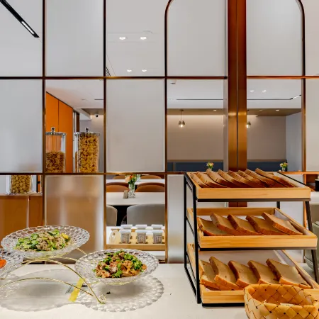 Fuyang Mercure Joy Hotel Shuangqingwan Water Street