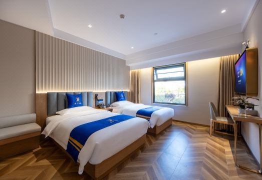 슈퍼 8 컬렉션 호텔 (베이징 북역 시즈먼 지하철역)