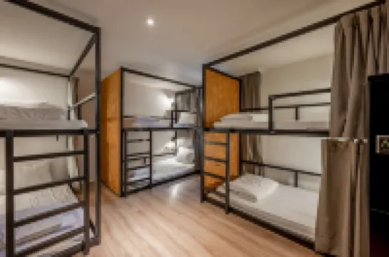 仲青行旅（台南館）