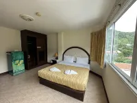 Kata Place Hotel Отели рядом с достопримечательностью «Большой Будда»