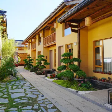 Liyuan · Lishuxia Homestay (Longnan High-Speed Railway Station)
