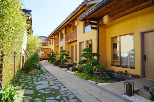 Liyuan · Lishuxia Homestay (Longnan High-Speed Railway Station)