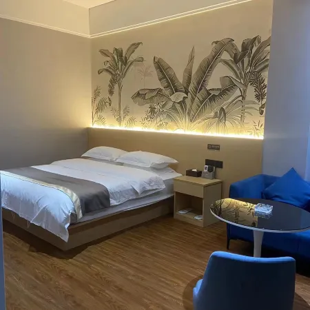 Yingjiang Guanghe Hotel