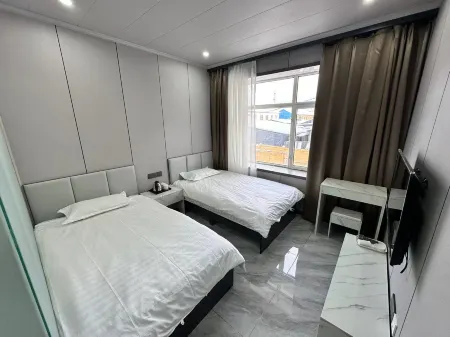 Mohe Xiangyu Fashion Express Hotel (Beijixing Square)