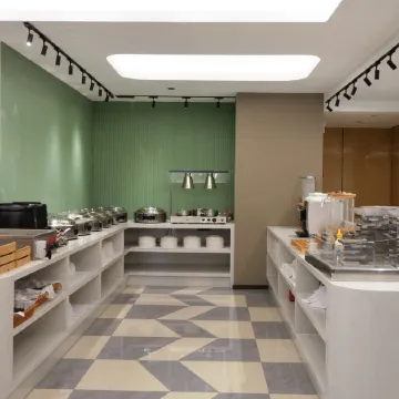 Feifan International Hotel (Guangzhou chenjiaci Subway Station Yongqingfang Branch) Отели рядом с достопримечательностью «Ли-Ван»