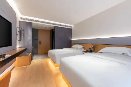 Ruifeng Hotel (Huangshi North Railway Station)