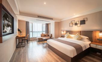 Home Inn Select Hotel (Guiyang North High-Speed Railway Station Guanshan Lake Branch)