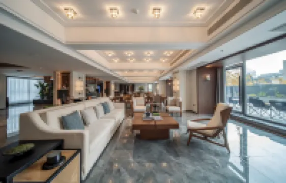 UrCove By HYATT Chengdu Wenshu Chunxi Road