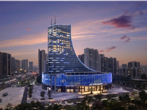 Xana Deluxe Waihai Bridge Jiangmen Hotel