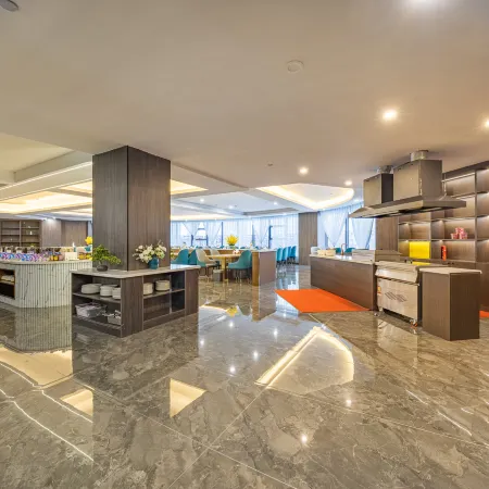 Tekes Bauhinia Rezen Retreat Hotel (Bagua City Center Taiji Altar Branch)