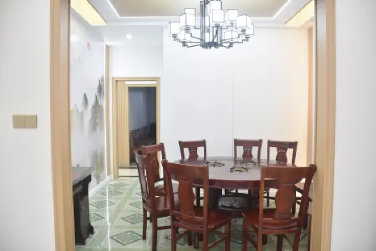 Xishan Yunshe (Zhangjiajie Forest Park Scenic Area) Отели рядом с достопримечательностью «Tianbofu»