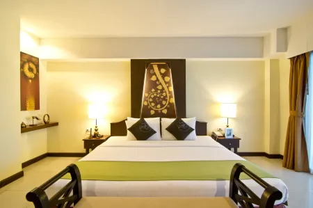Golden Sea Pattaya