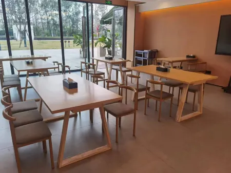 Guannan hotel Отели рядом с достопримечательностью «Shanxi Institute of Communication and Arts»