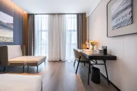 Hami Yizhou District Qiyi Night Market Atour Hotel