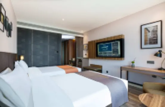Homeinn Plus Hotel (Dezhou Tianqu East Road Technical College)